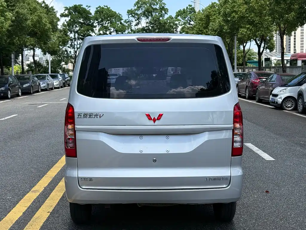 Wuling Hongguang V 五菱宏光V 2019款 1.5 L基本型国VI LAR