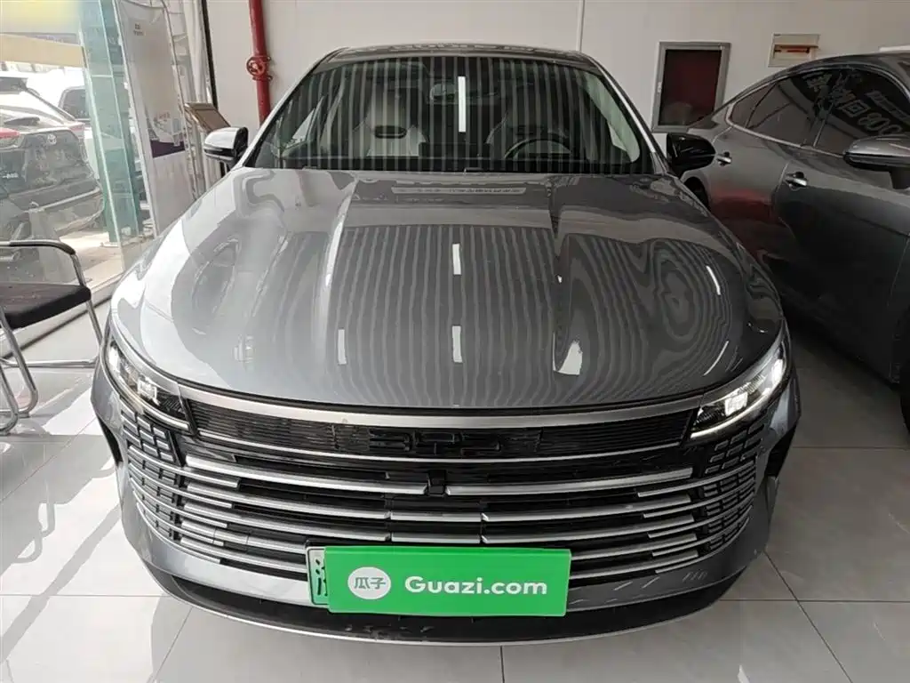 Destroyer 05 Glory DM-i 55 KM Luxury