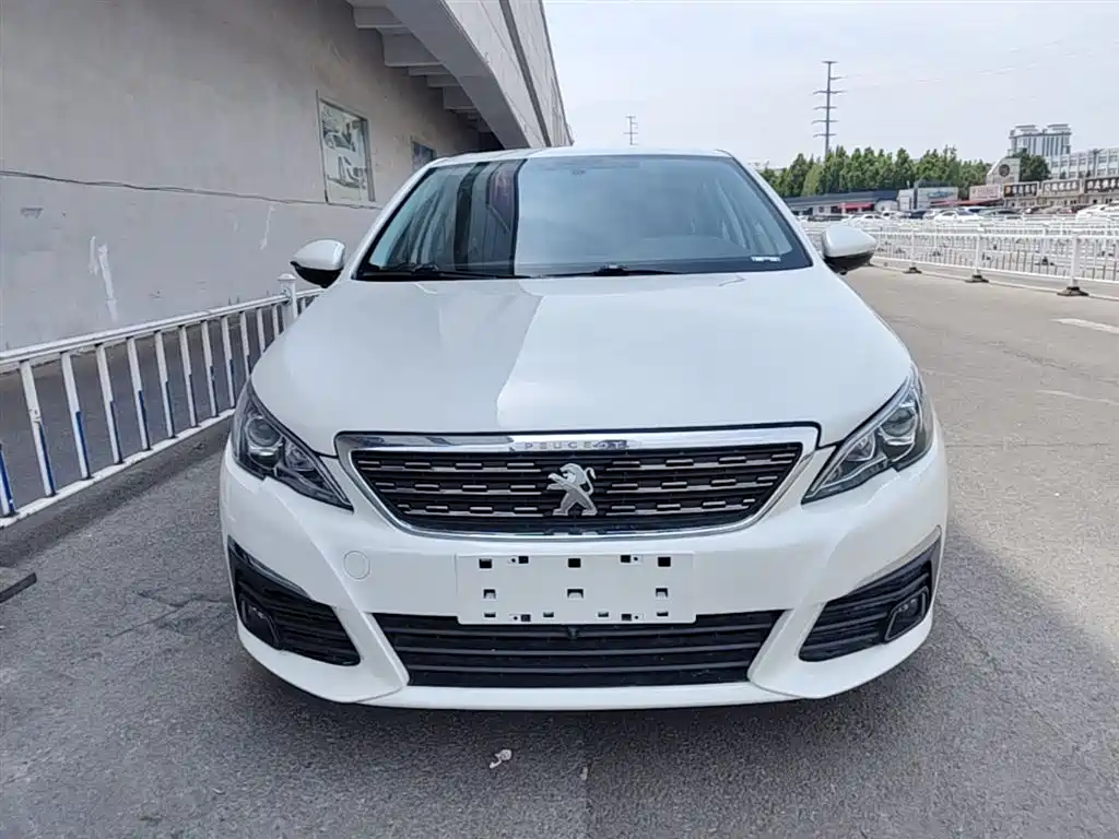 Peugeot 308 1.6 L Auto Luxury