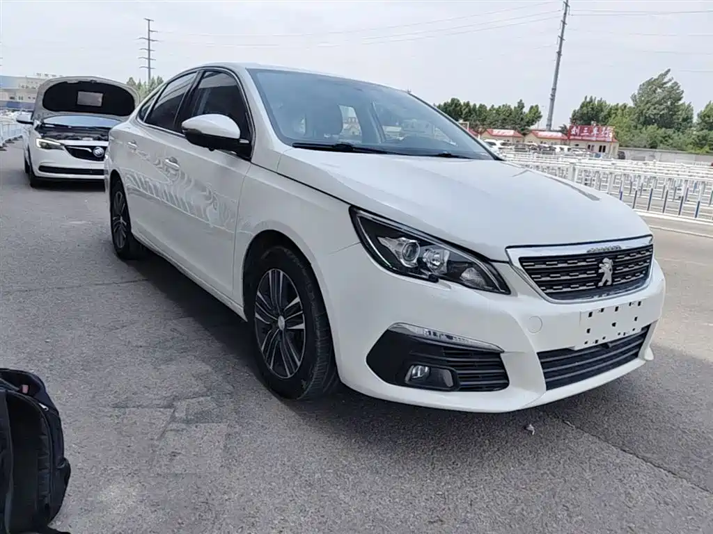 Peugeot 308 1.6 L Auto Luxury