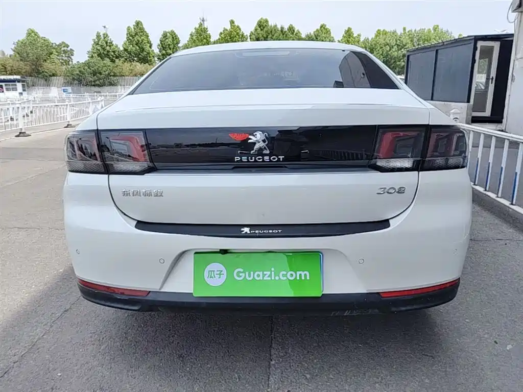 Peugeot 308 1.6 L Auto Luxury