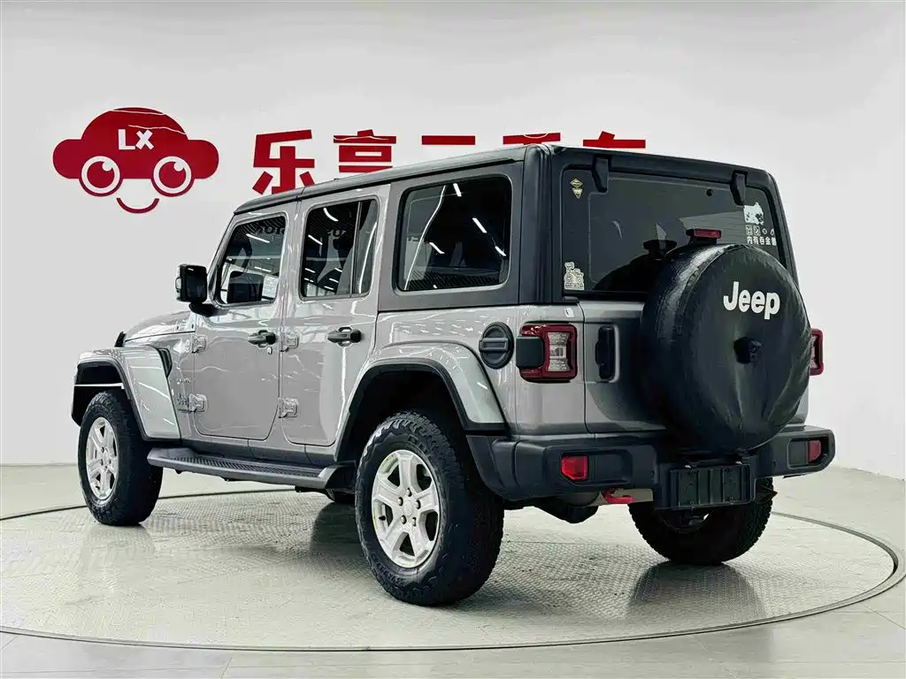 Wrangler 2.0 T Sahara 4-door CN-V