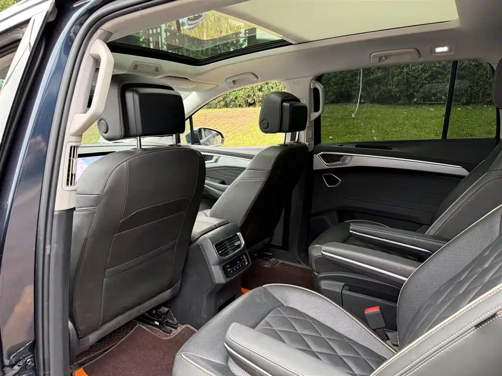 Talagon 380 TSI 4 WD Luxury Premium Realm Pro Limited