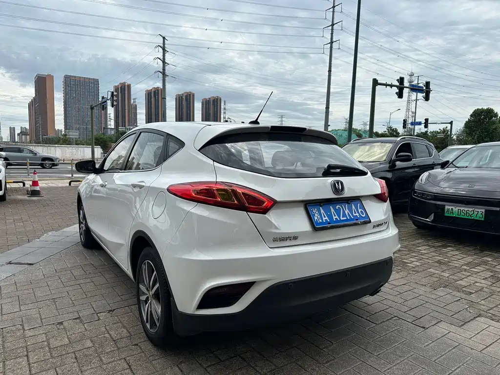 Eado XT 逸动XT 2015款 1.6 L 自动锐酷型 国IV