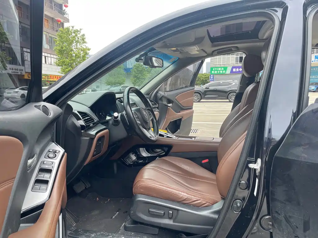 Acura CDX 讴歌CDX 2018款 2.0 L 两驱质享版Hybrid