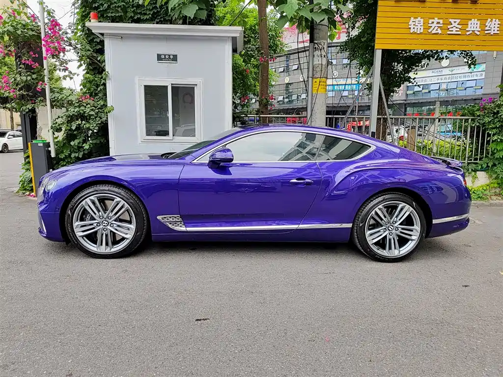 Continental GT 4.0 T GT V8
