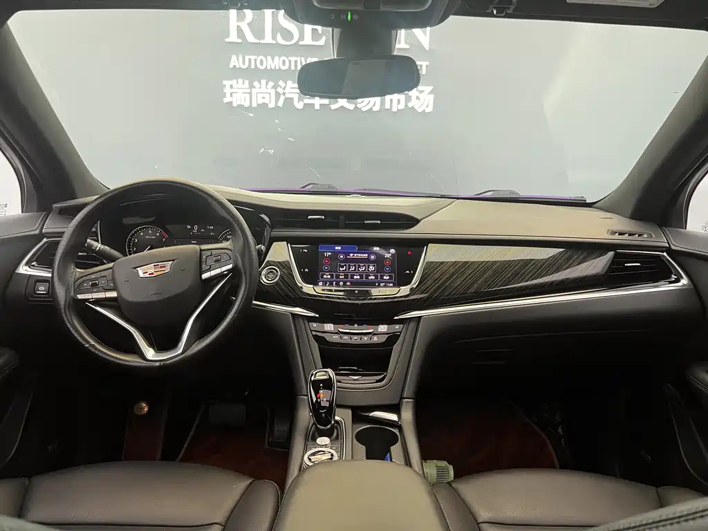 Cadillac XT6 28 T 6-seat Luxury