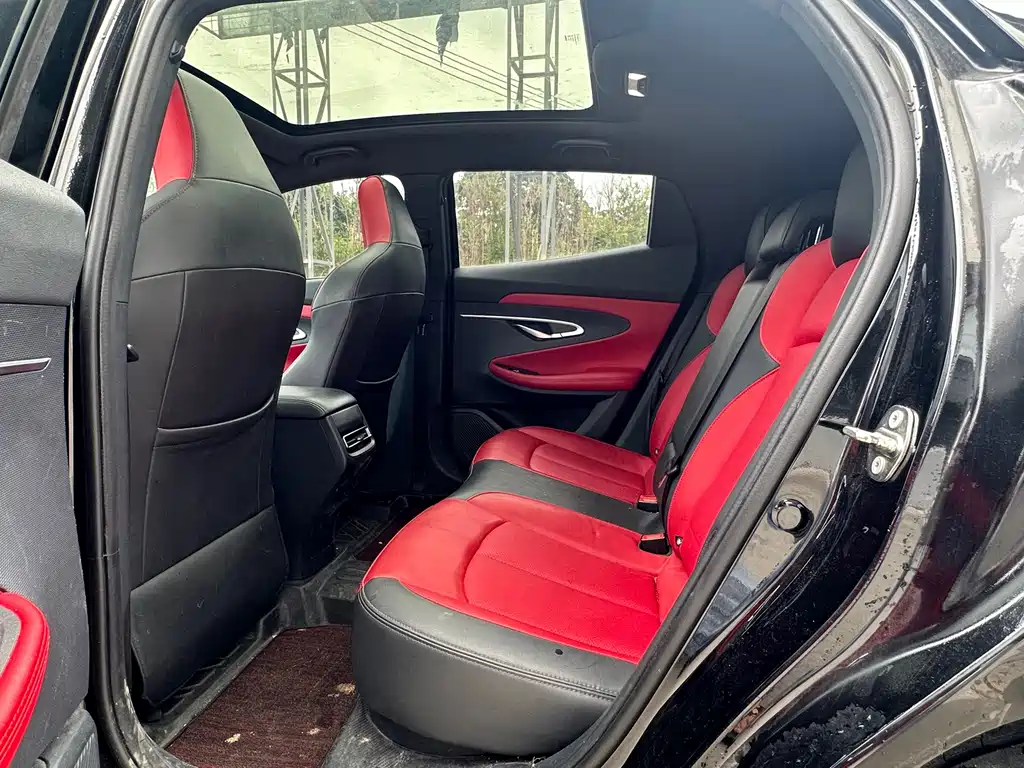 Changan UNI-T 1.5 T Distinguished