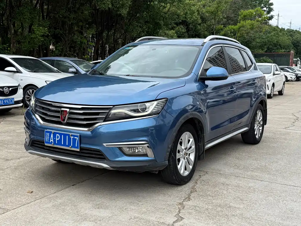 Roewe RX5 20 T 2 WD Manual Flagship
