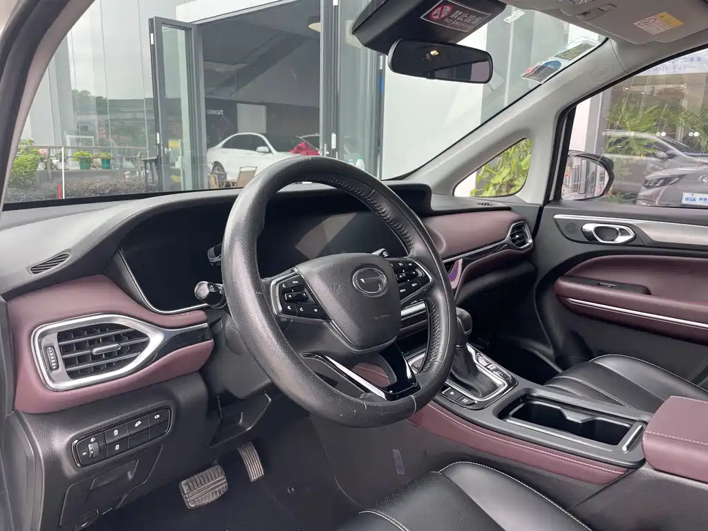 GAC Trumpchi M6 PRO 270 T DCT Distinguished