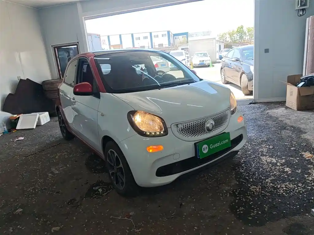 smart forfour 1.0 L 52 kW Passion
