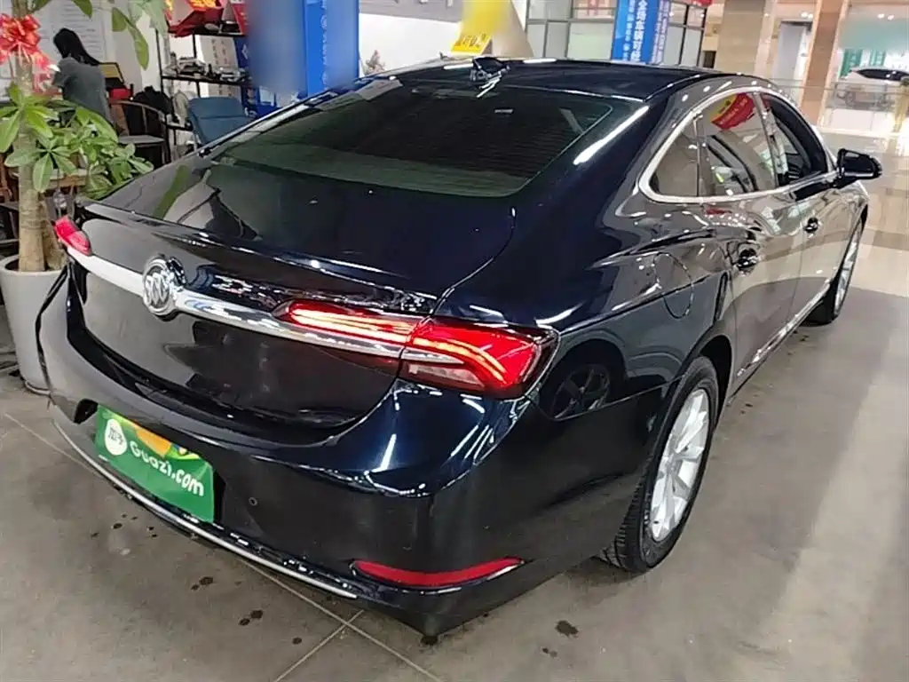 LaCrosse 552 T Luxury