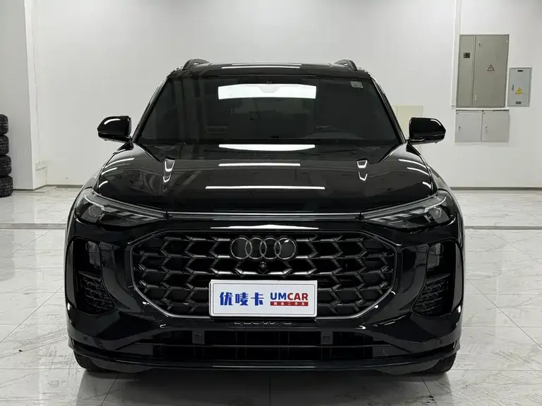 Audi Q6 45 TFSI quattro Black Warrior 6-seat