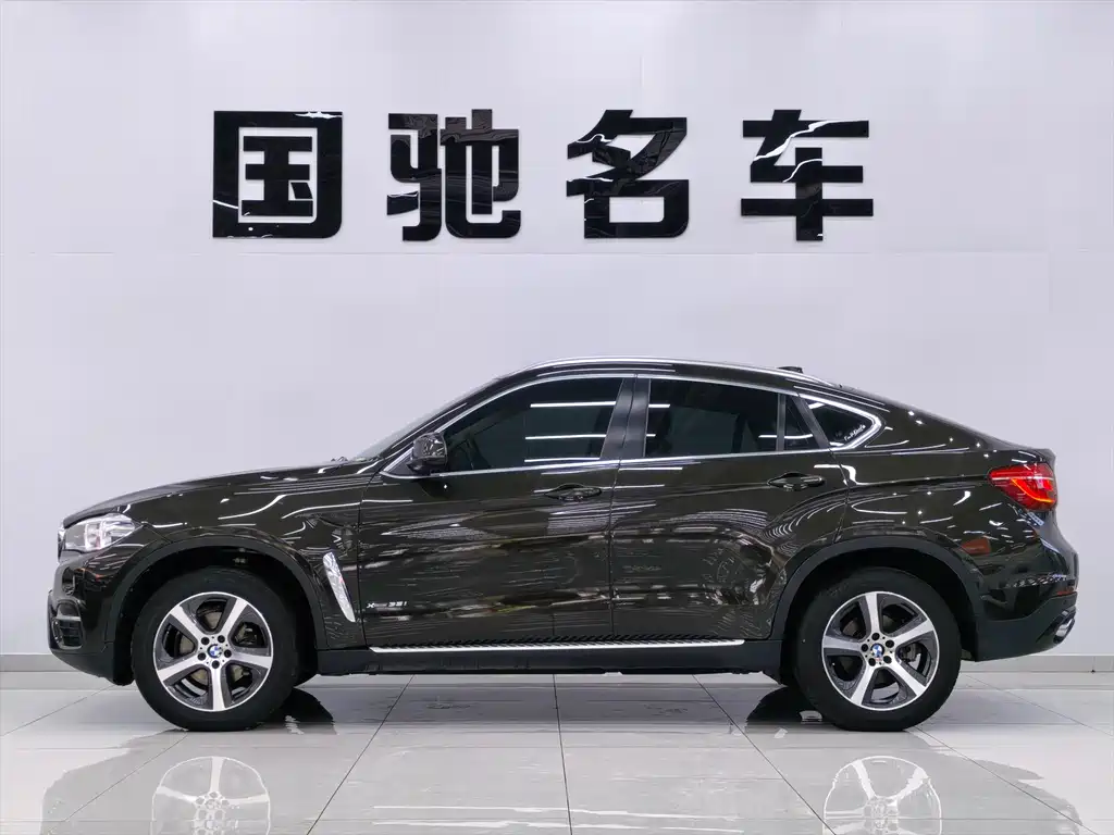 BMW X6 xDrive35 i Luxury