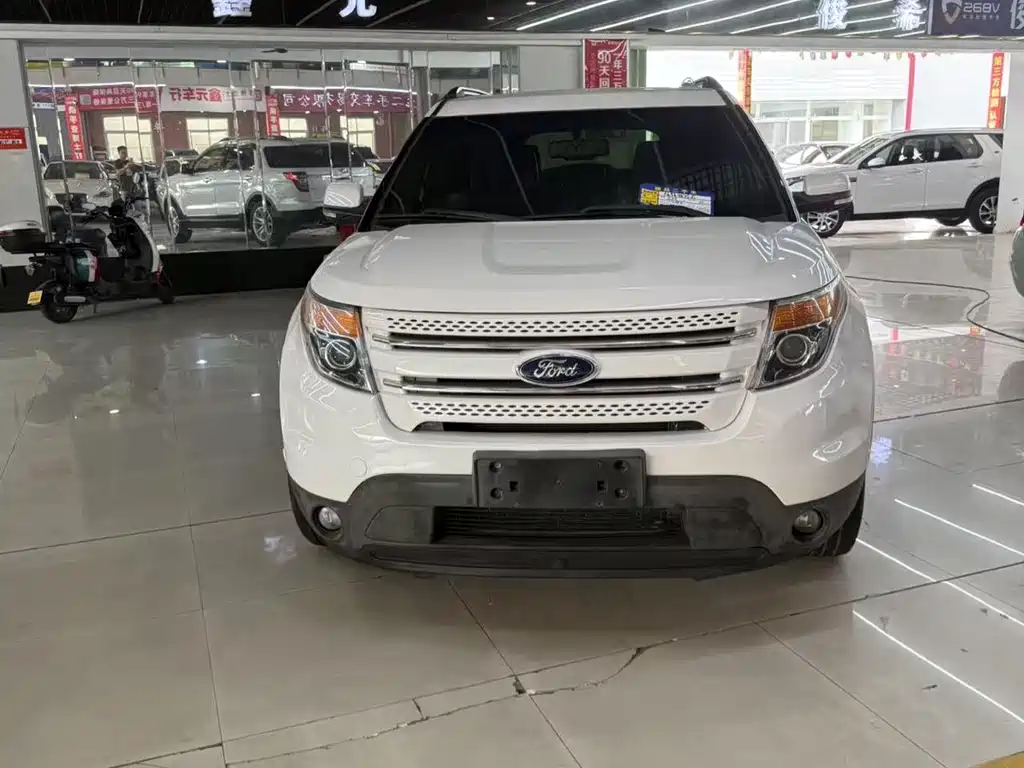 Explorer (Import) 3.5 L Premium