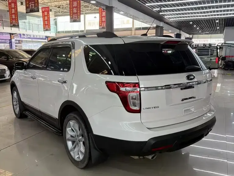 Ford Explorer (Import) 3.5 L Premium