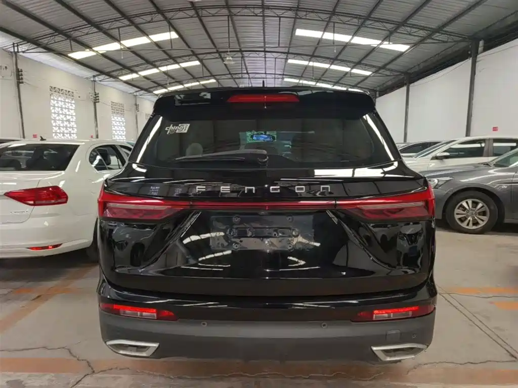 Fengguang 580 1.5 T Auto Luxury