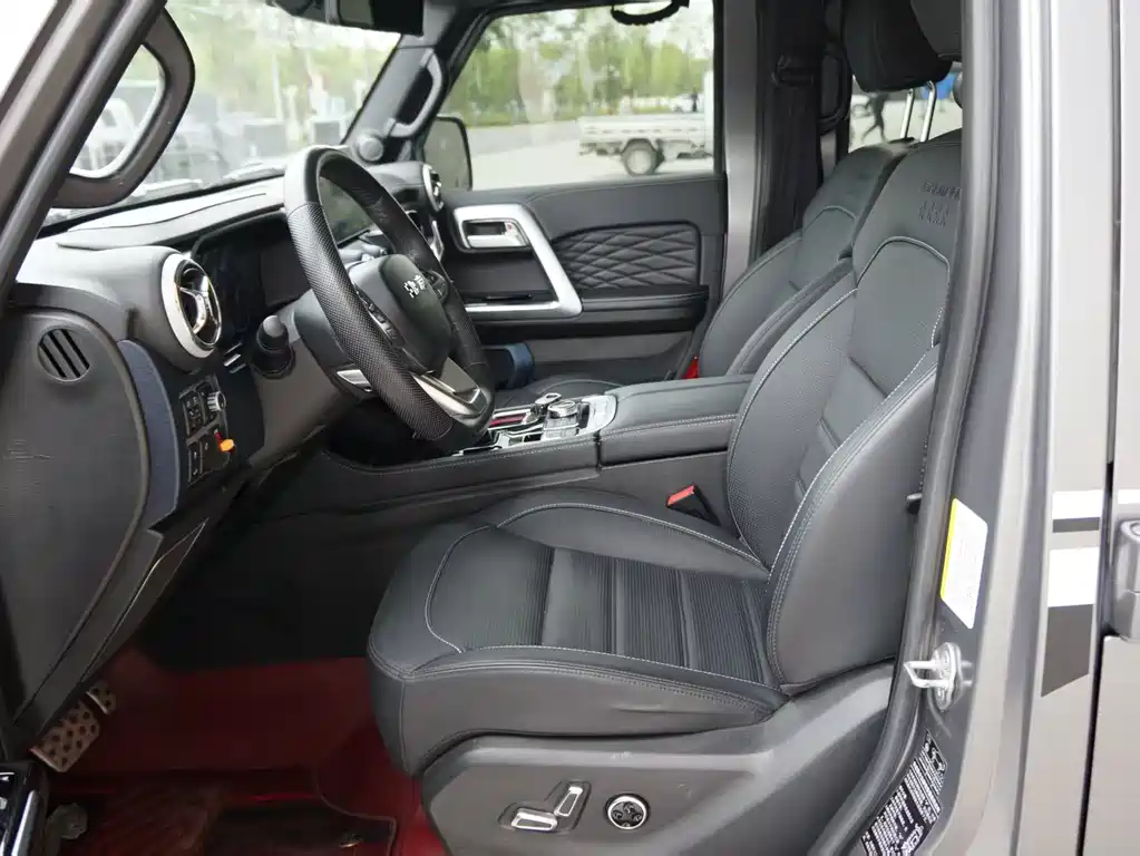 BAIC BJ40 2.0 T Auto 4 WD Rally Champion