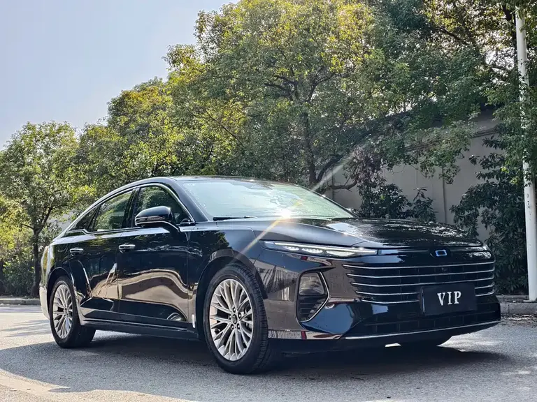 Besturn B70 奔腾B70 2024款 第四代 2.0 T 领御型