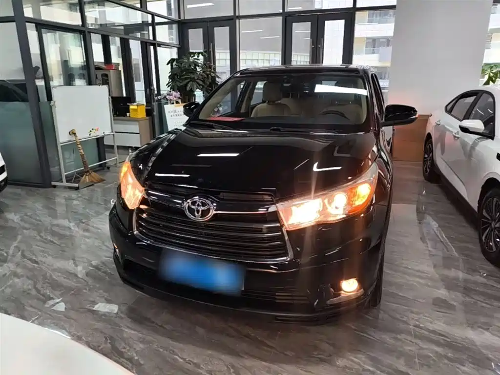 Highlander 2.0 T 4 WD Elite 7-seat