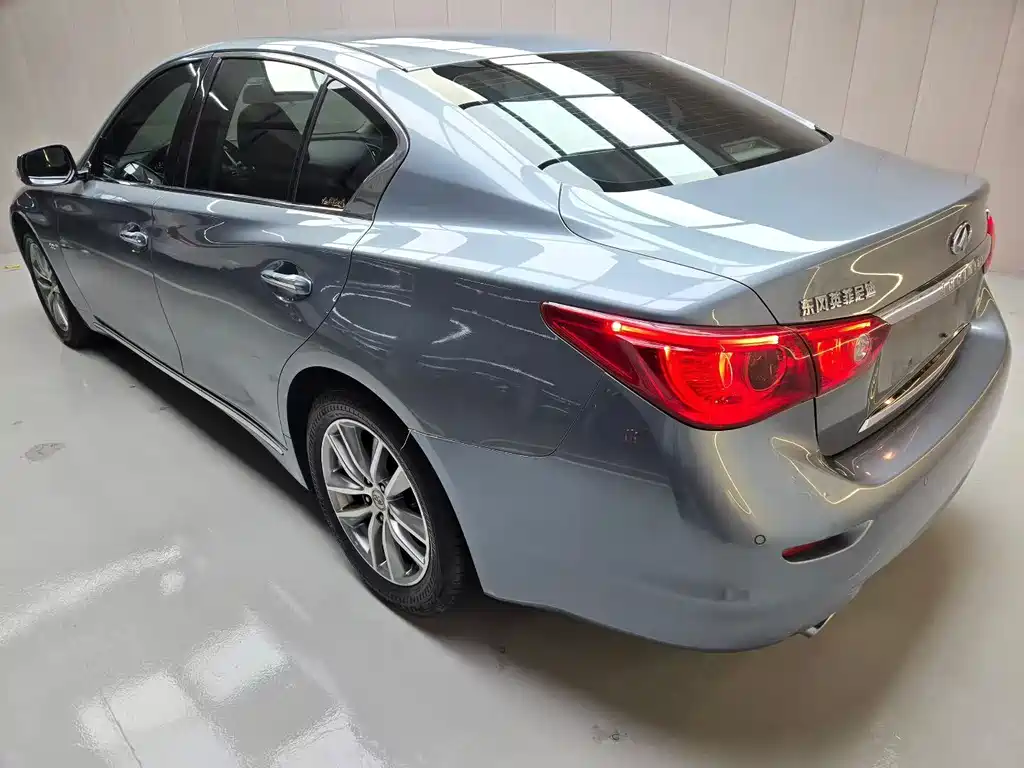 Infiniti Q50 L 2.0 T Joy