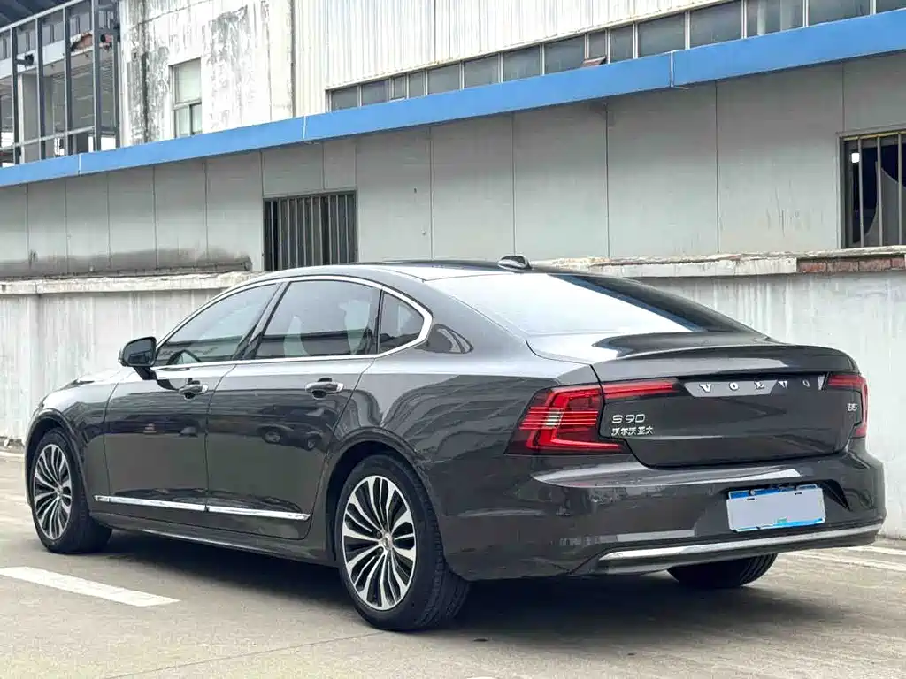 Volvo S90 B5 Smart Ease Luxury