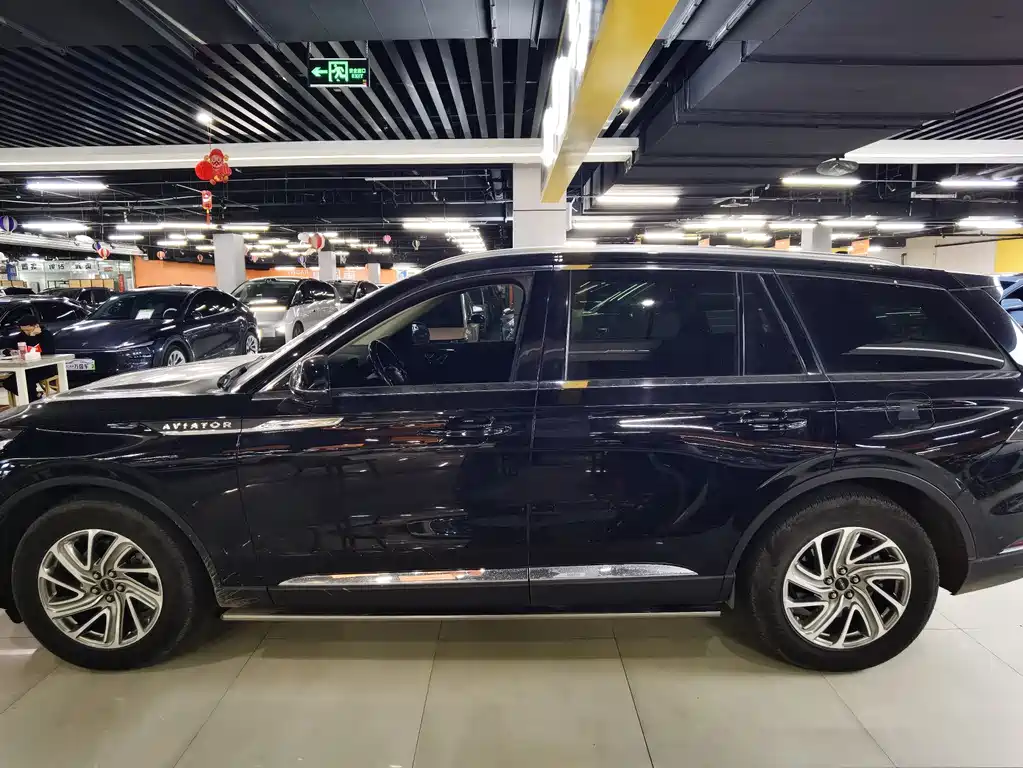 Aviator 3.0 T V6 4 WD Premium