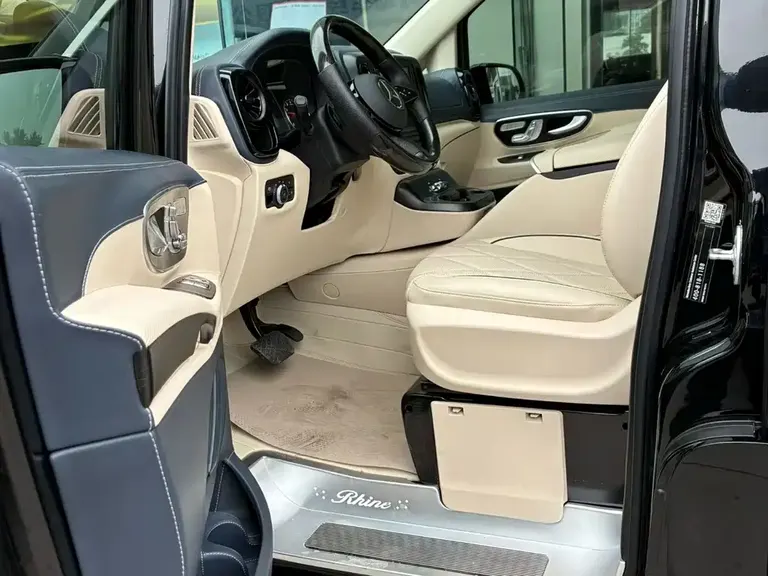 Rhine Auto Rhine Traveler 莱茵旅行者 2024款 2.0 T 威霆时尚版