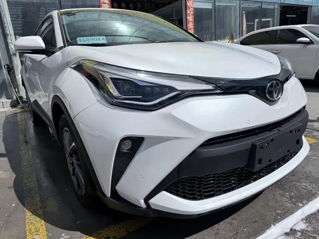 Toyota C-HR 2.0 L Luxury