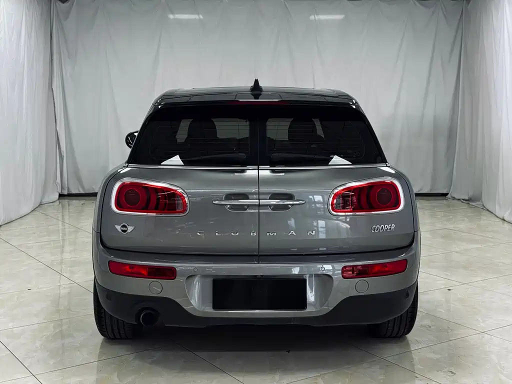 MINI CLUBMAN Facelift 1.5 T COOPER Connoisseur