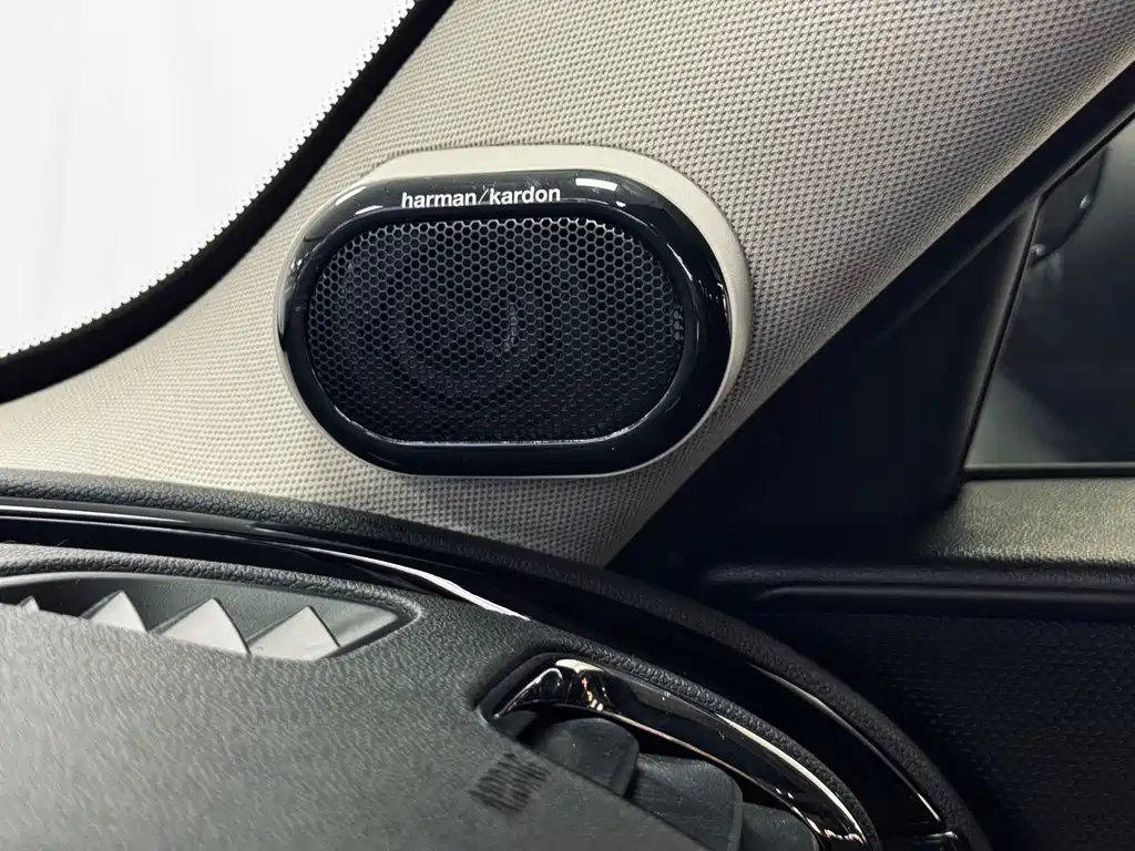 MINI CLUBMAN Facelift 1.5 T COOPER Connoisseur