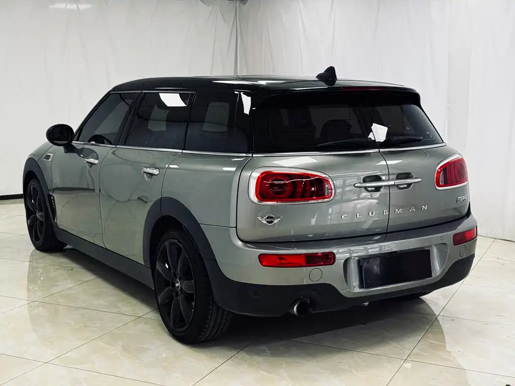 MINI CLUBMAN Facelift 1.5 T COOPER Connoisseur