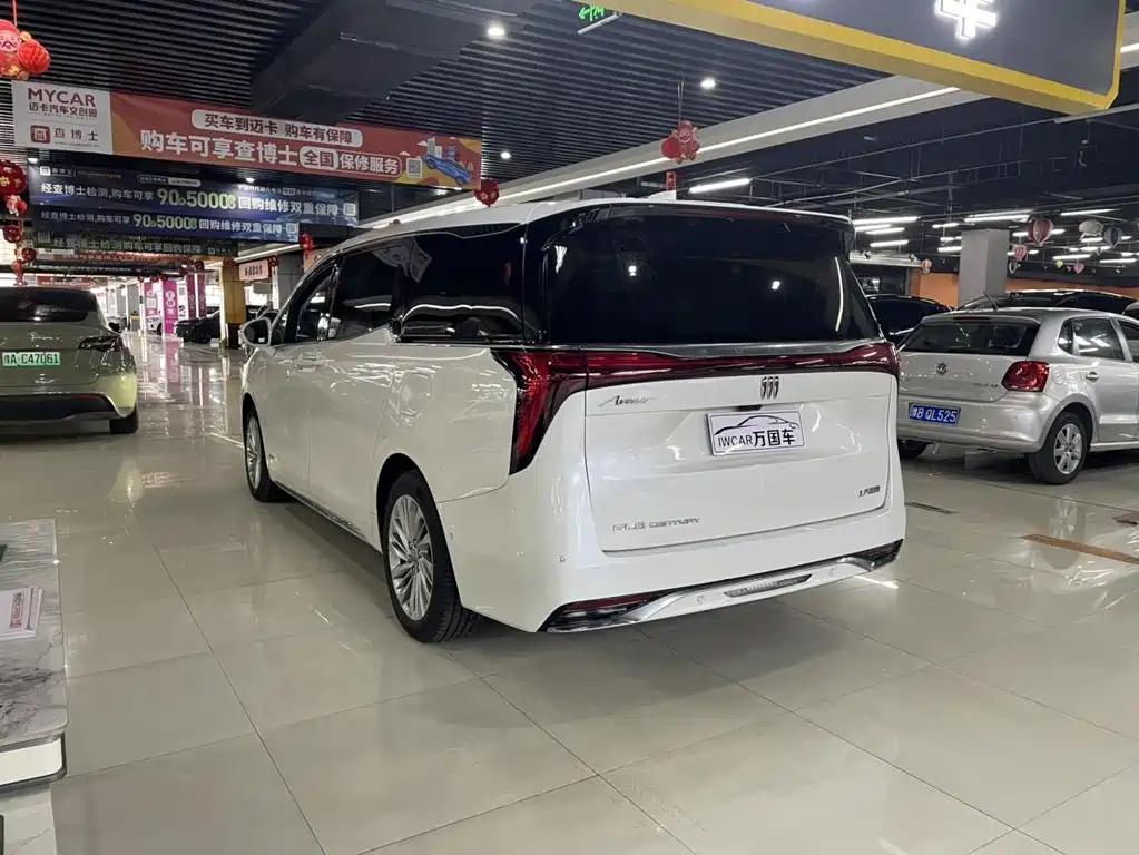 Century 2.0 T 6-seat Heritage