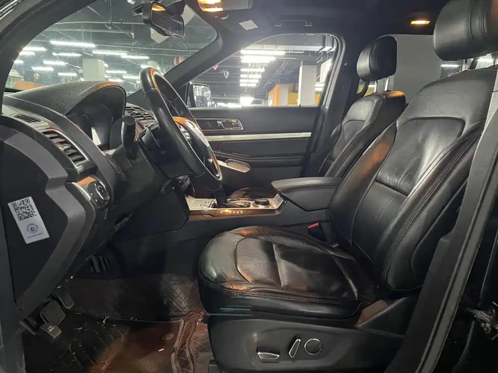 Explorer (Import) 2.3 T Style