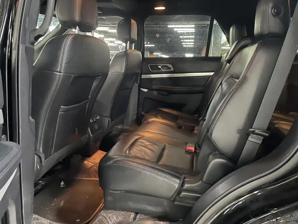 Explorer (Import) 2.3 T Style