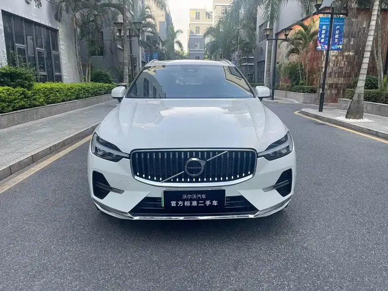 Volvo XC60 PHEV PHEV Hybrid Long Range 4 WD Smart Grace Luxury