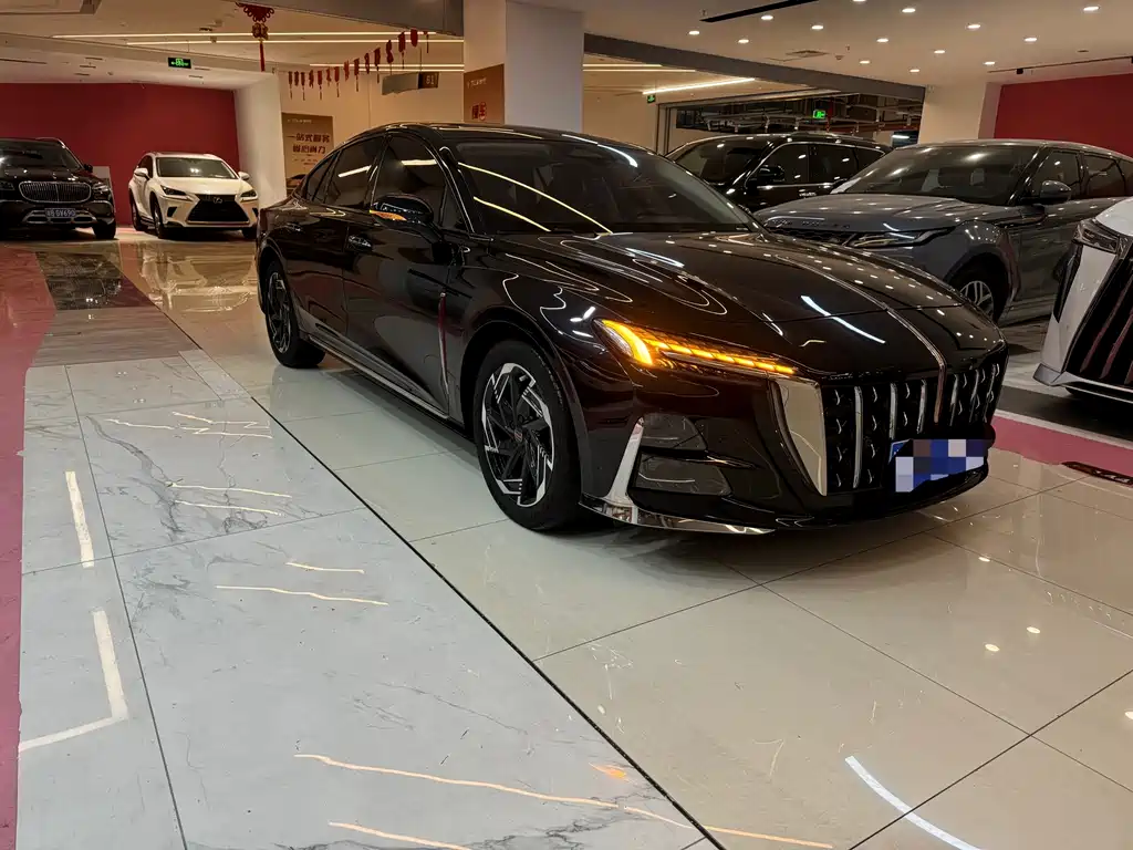 Hongqi H6 2.0 T Premium Comfort