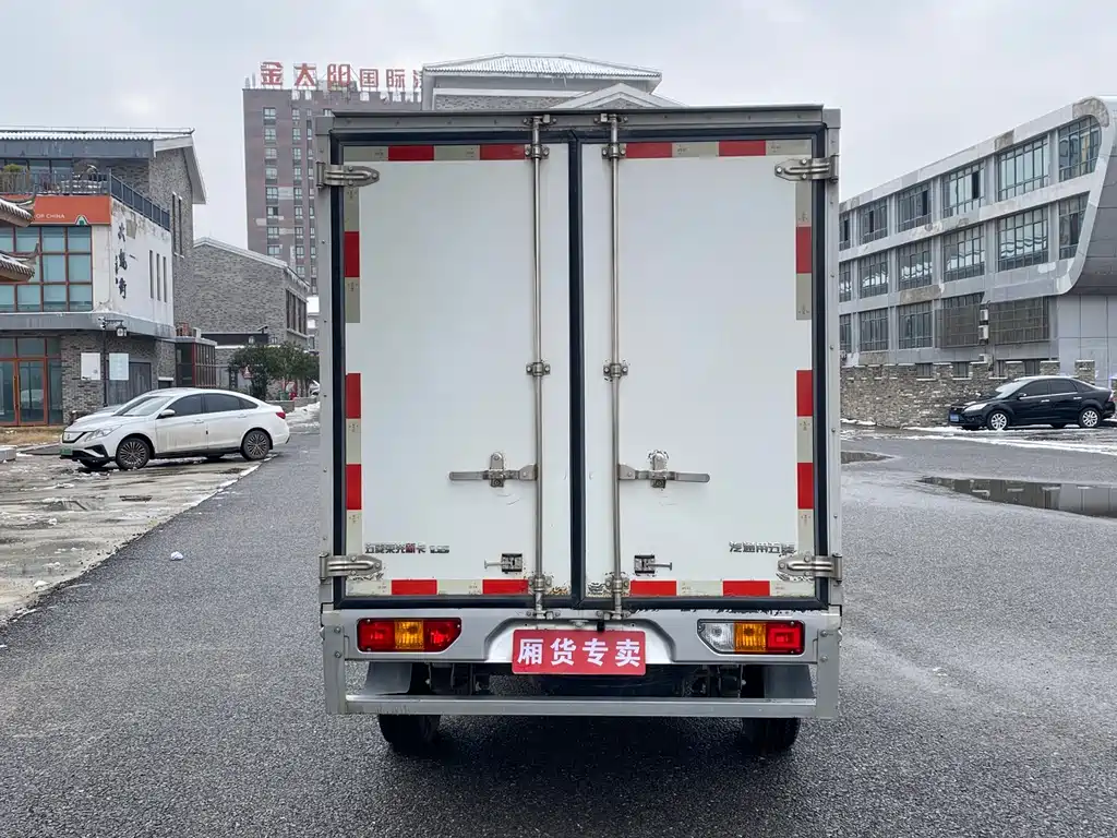 Wuling Rongguang New Truck 五菱荣光新卡 2022款 1.5 L标准型加长单排LAR
