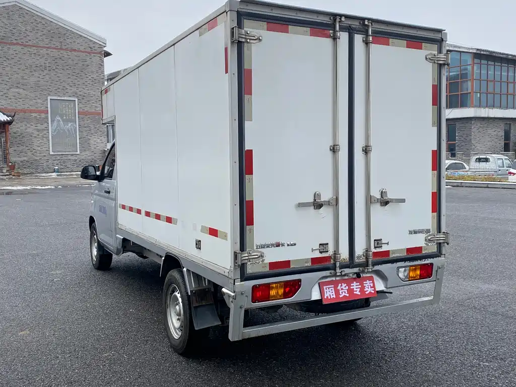 Wuling Rongguang New Truck 五菱荣光新卡 2022款 1.5 L标准型加长单排LAR