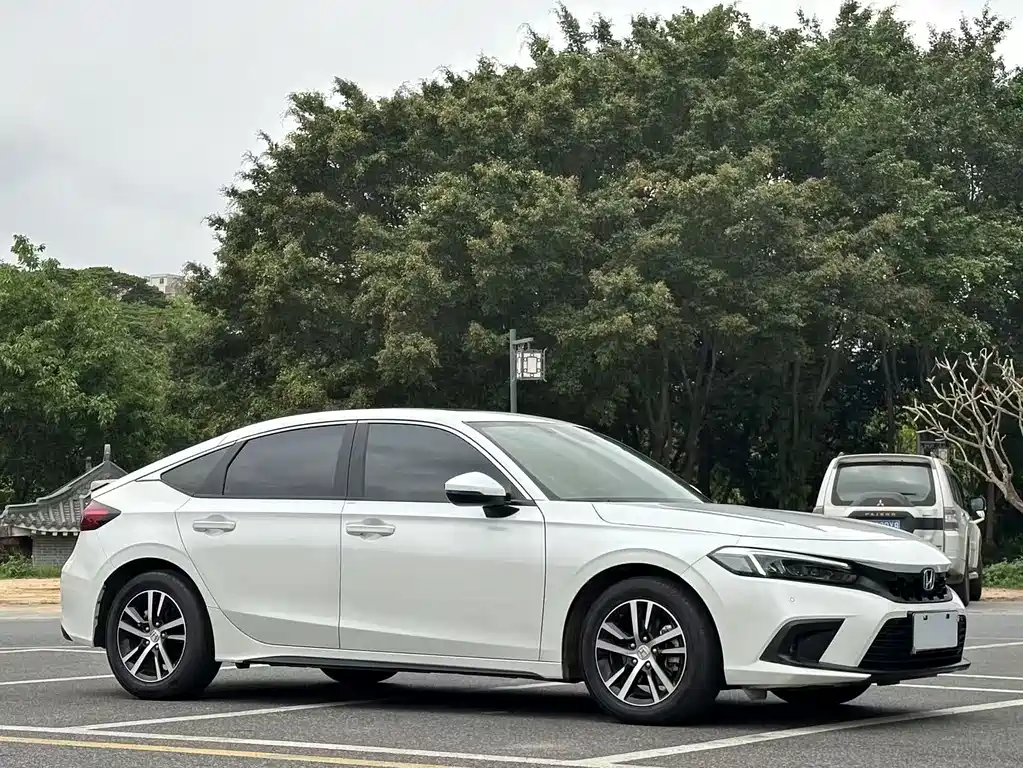 Civic HATCHBACK 240 TURBO CVT Extreme Leap