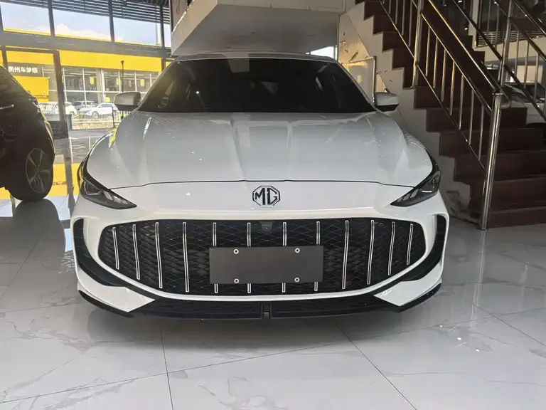 MG5 MG5 2025款 180 DVVT 全球豪华版