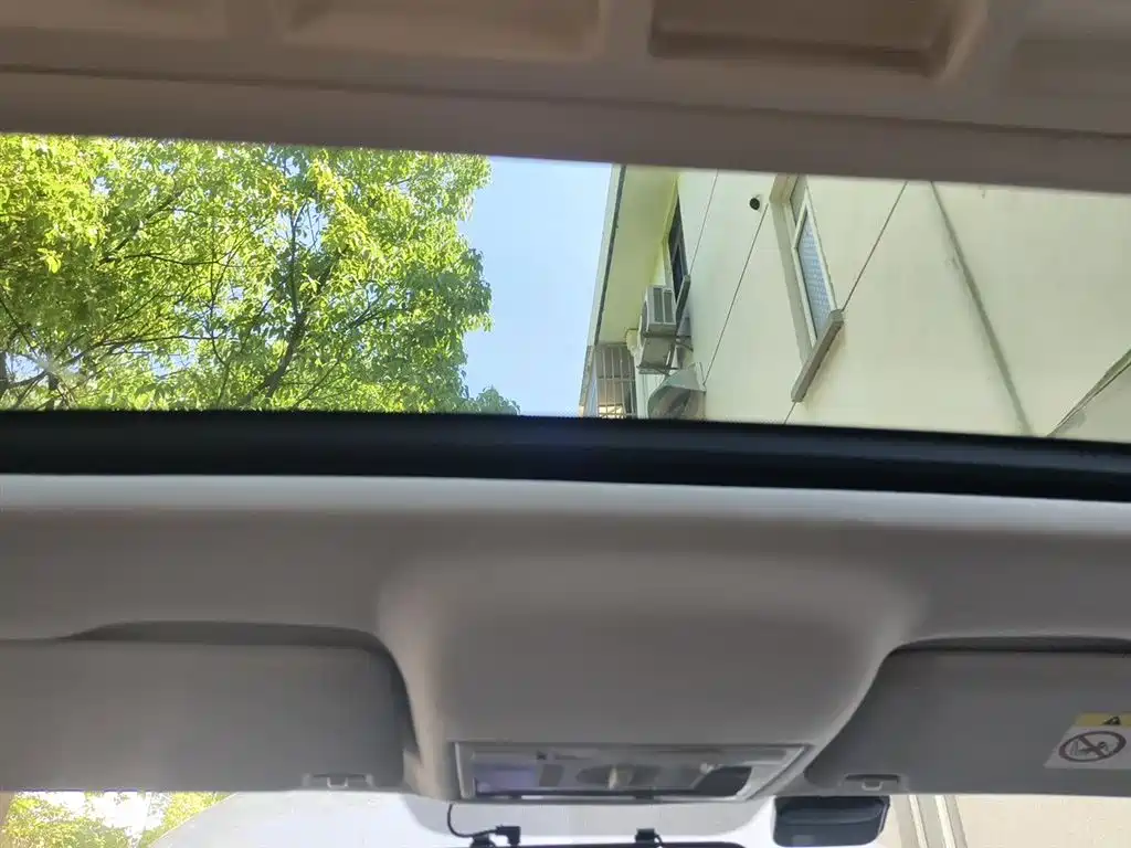 Rapid Spaceback 1.6 L Manual Comfort