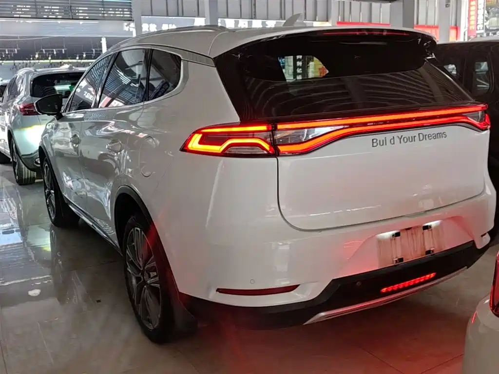 Tang 2.0 T Auto Connected Distinguished 7-seat CN-VI