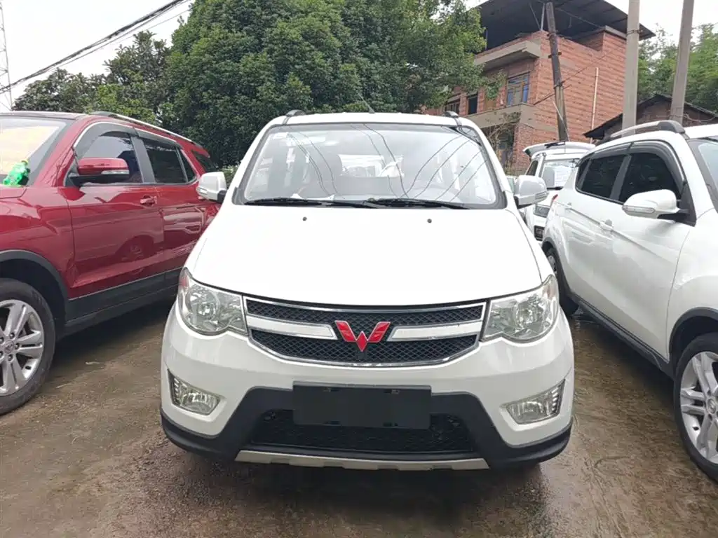 Wuling Hongguang 1.5 L S Comfort