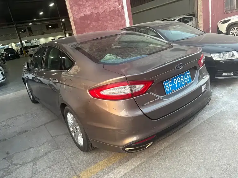 Ford Mondeo 2.0 L GTDi200 Fashion