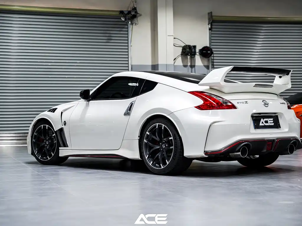 Nissan 370 Z 日产370 Z 2015款 3.7 L NISMO