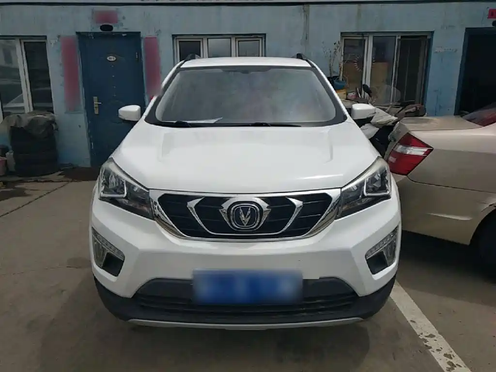 Changan CS15 1.5 L Auto Fashion