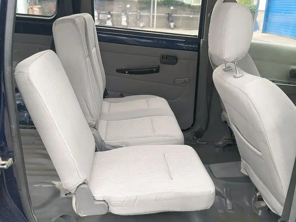 Wuling Hongguang 1.2 L Basic CN-IV