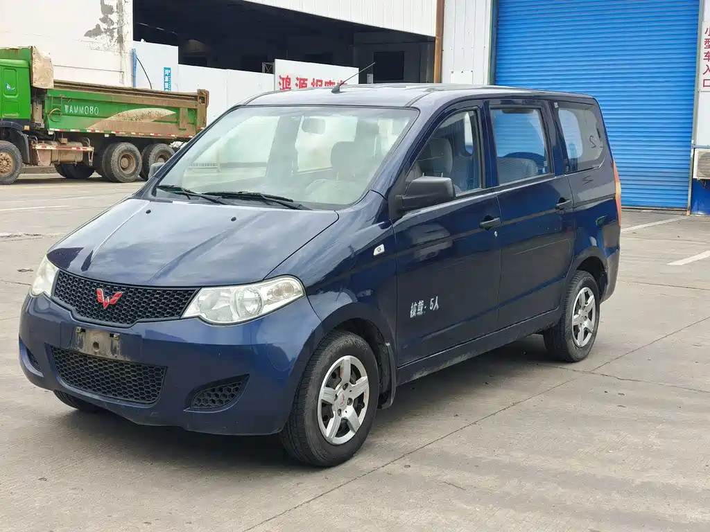 Wuling Hongguang 1.2 L Basic CN-IV