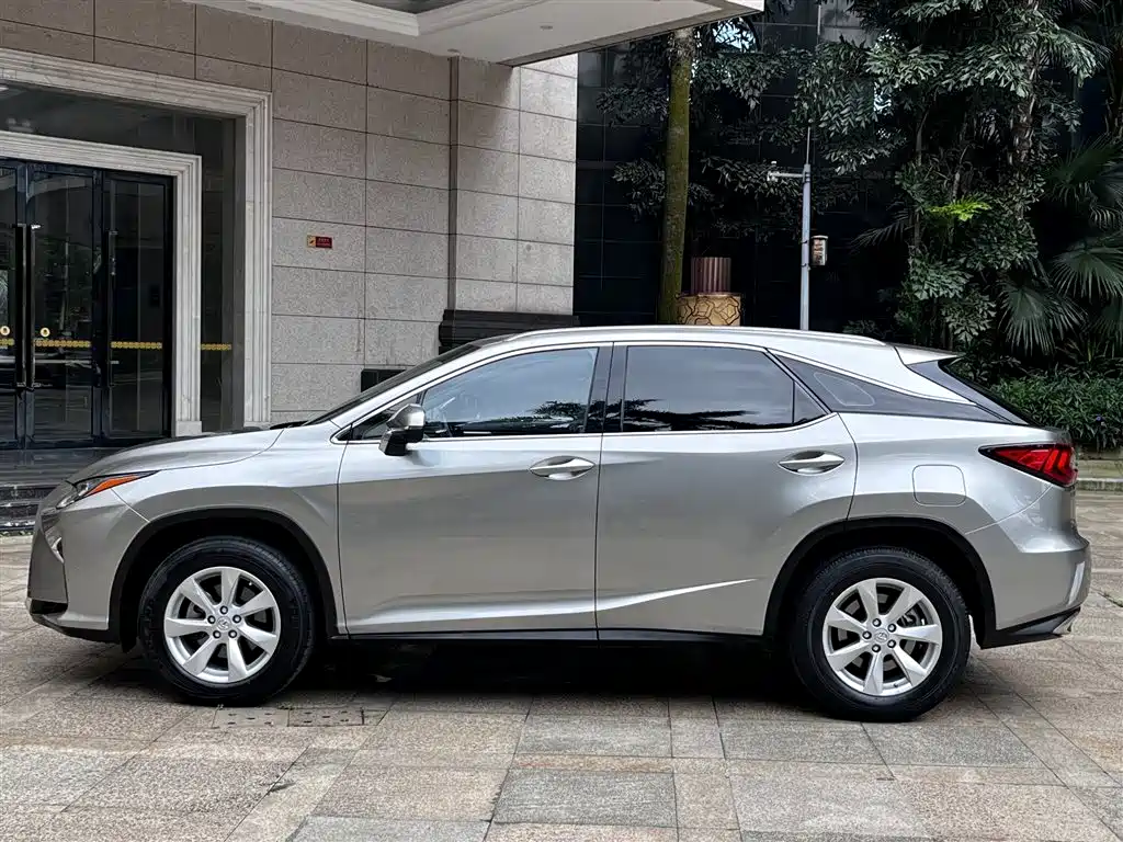 Lexus RX 300 2 WD Comfort CN-V